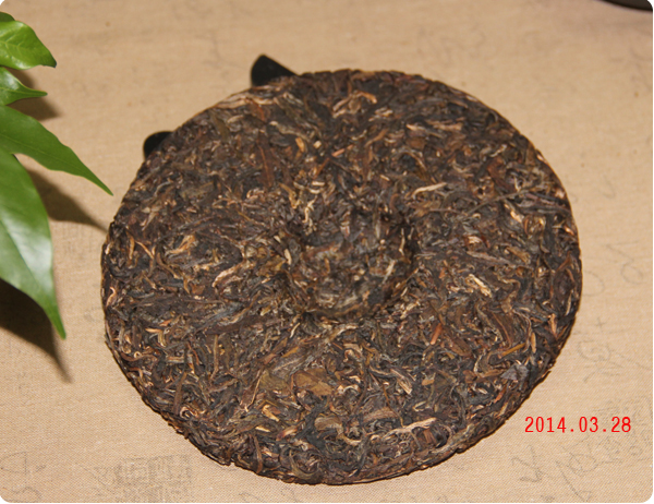 中华茶网成立八周年纪念茶 2011勐海古树茶